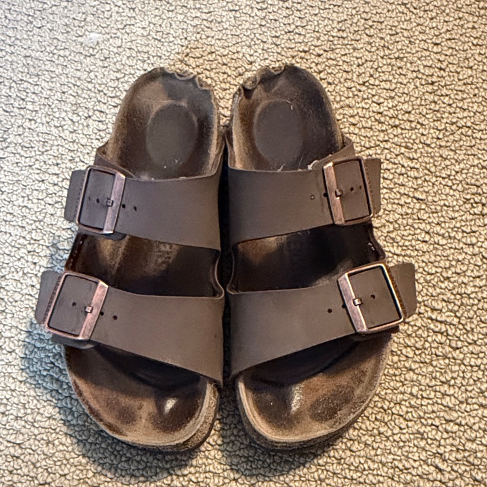 Birkenstock Arizona Leather Mocha Sandals, size 38, well loved